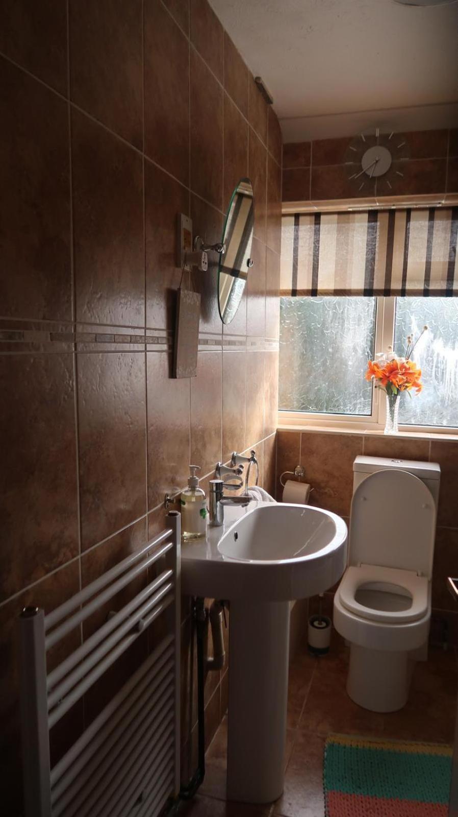 Holiday home Spacious 4 Bed Farnborough Airshow