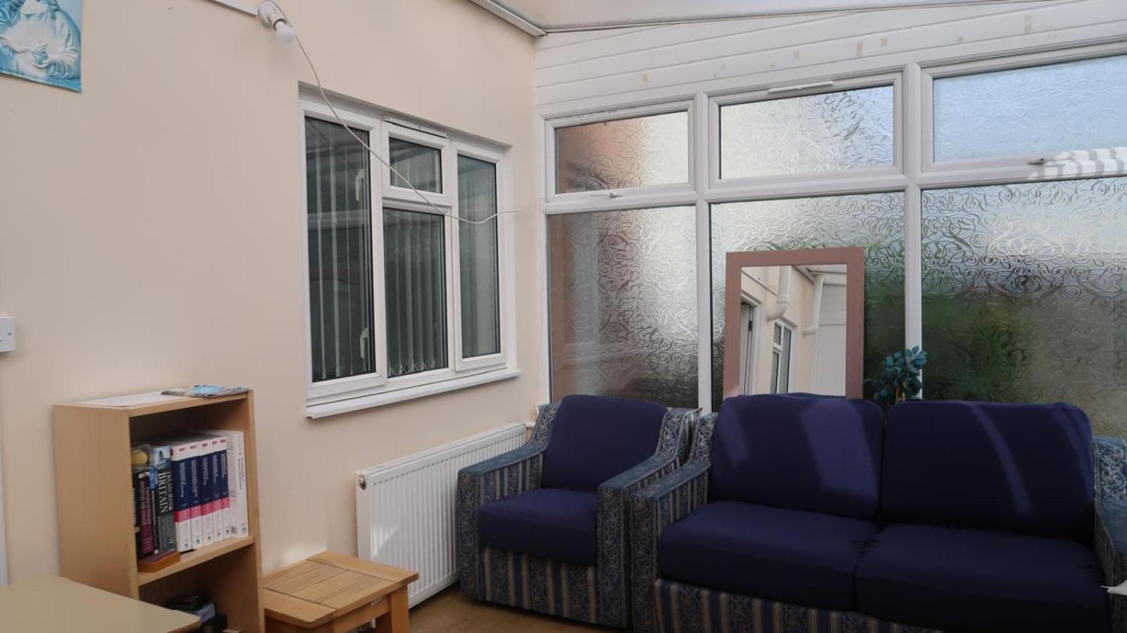 Spacious 4 Bed Farnborough Airshow * Blackwater (Hampshire)